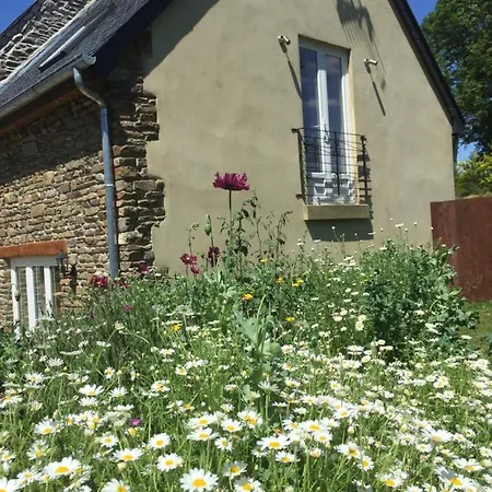 펜션 La Petite Maison Le Mont St Michel *